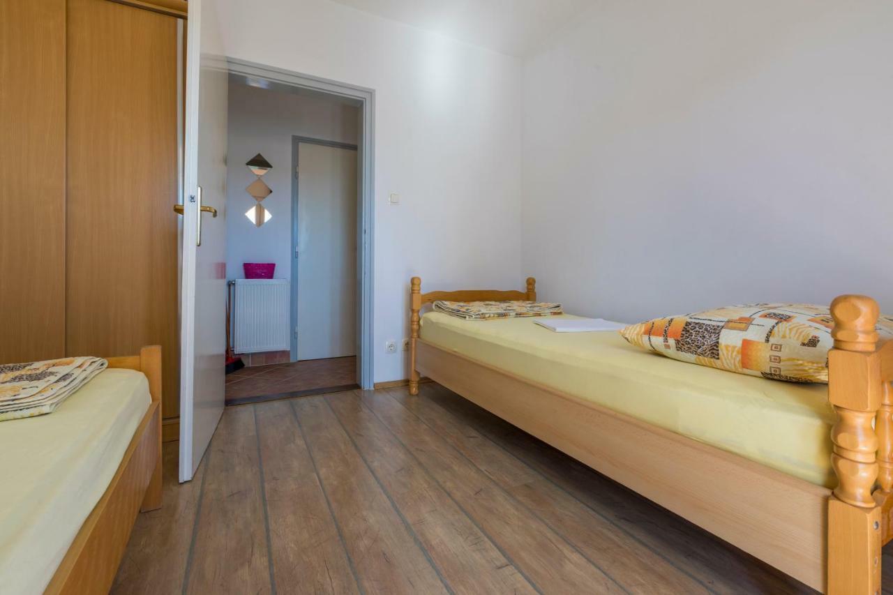 Klement Apartment Криквеница Екстериор снимка